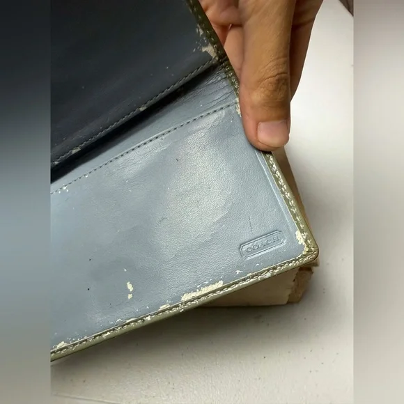 Vintage Coach Checkbook Leather Wallet Cosmetic Wristlet Various damaged - Picture 8 of 11